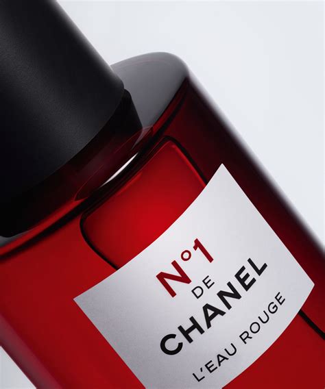 N°1 de Chanel L'Eau Rouge di Chanel d